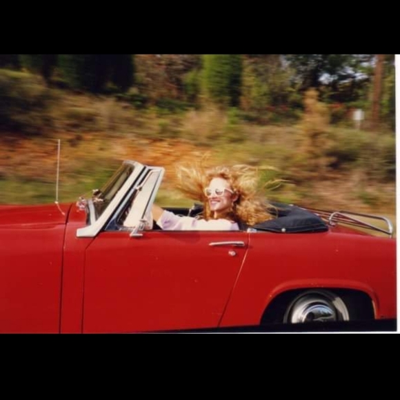 Meet your Posher, Sherry - Picture 2 of 6